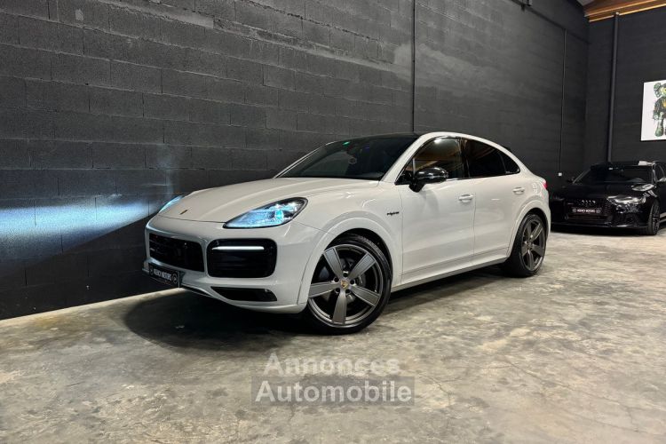 Porsche Cayenne Coupé 3.0l V6 462 ch e-hybrid Pack Sport Design 06/2020 - <small></small> 81.990 € <small>TTC</small> - #1