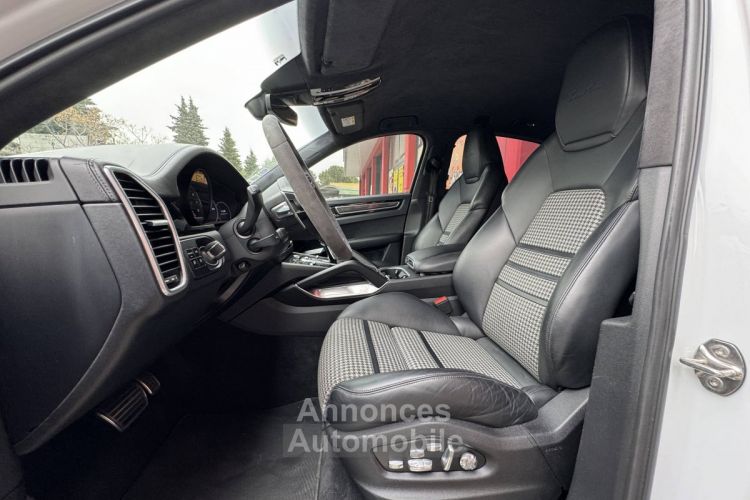 Porsche Cayenne Coupé 4.0 550ch Turbo 2019 Français approved frein céramique - <small></small> 98.990 € <small>TTC</small> - #16