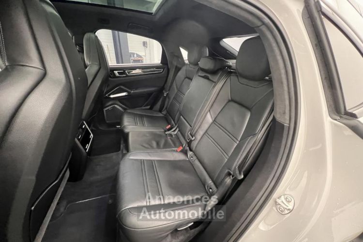 Porsche Cayenne Coupé E-Hybrid 4.0 V8 680 ch Tiptronic BVA Turbo S - <small></small> 149.900 € <small>TTC</small> - #10