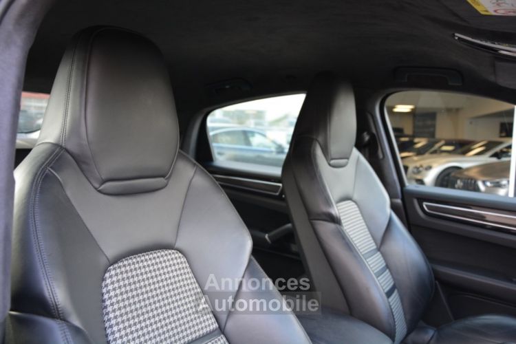 Porsche Cayenne COUPE E-HYBRID 462 CV Pack Sport Design Pack conception allégé Offre de LOA : 1 168 Euros /mois TTC - <small></small> 75.000 € <small>TTC</small> - #6