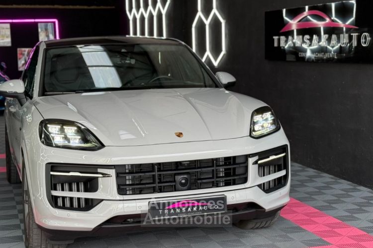 Porsche Cayenne COUPE E-Hybrid 470 ch 3.0 V6 ~ Pneumatique adaptative ~ Roues AR directrices ~ Écran passager ~ Feux AR Cristal - <small></small> 142.990 € <small>TTC</small> - #84