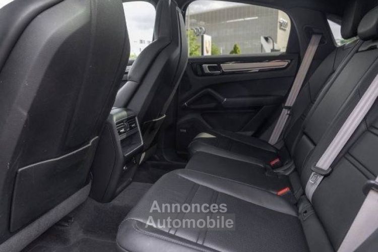 Porsche Cayenne Coupé E-Hybrid Édition platinium - <small></small> 83.300 € <small>TTC</small> - #15