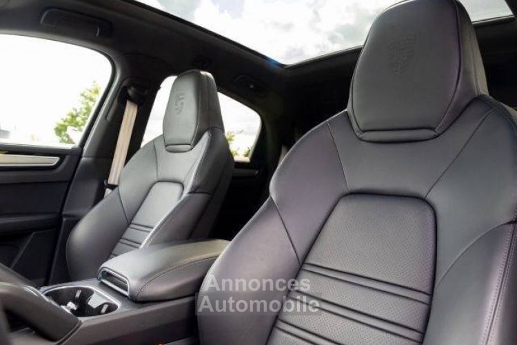 Porsche Cayenne Coupé E-Hybrid Édition platinium - <small></small> 83.300 € <small>TTC</small> - #16