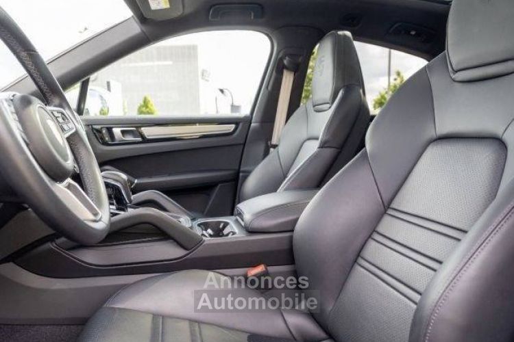 Porsche Cayenne Coupé E-Hybrid Édition platinium - <small></small> 83.300 € <small>TTC</small> - #17