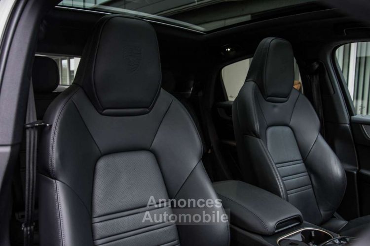 Porsche Cayenne COUPÉ E-HYBRID SPORT CHRONO BELGIAN - <small></small> 124.950 € <small>TTC</small> - #34