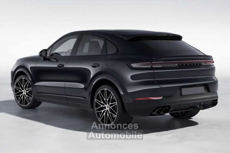 Porsche Cayenne Coupe Hybr 22'Alu BOSE towbar SportPipes - <small></small> 125.900 € <small>TTC</small> - #3