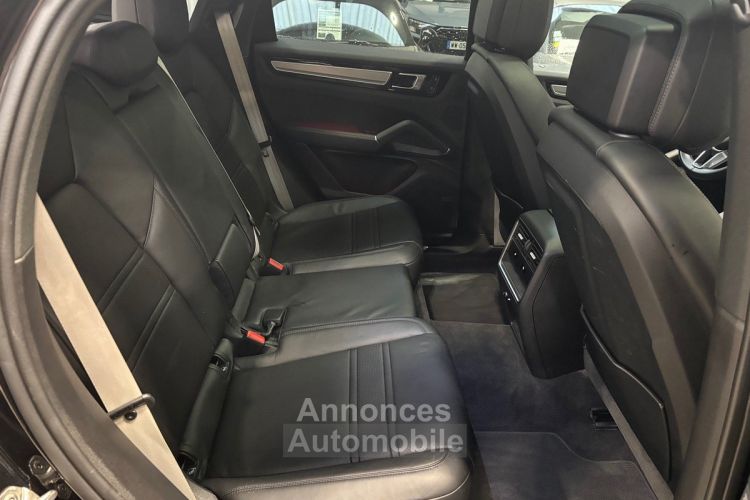 Porsche Cayenne Coupé III 3.0 V6 462 E-Hybrid 2022 PLATINUM EDITION + ATTELAGE A - <small></small> 94.990 € <small>TTC</small> - #22