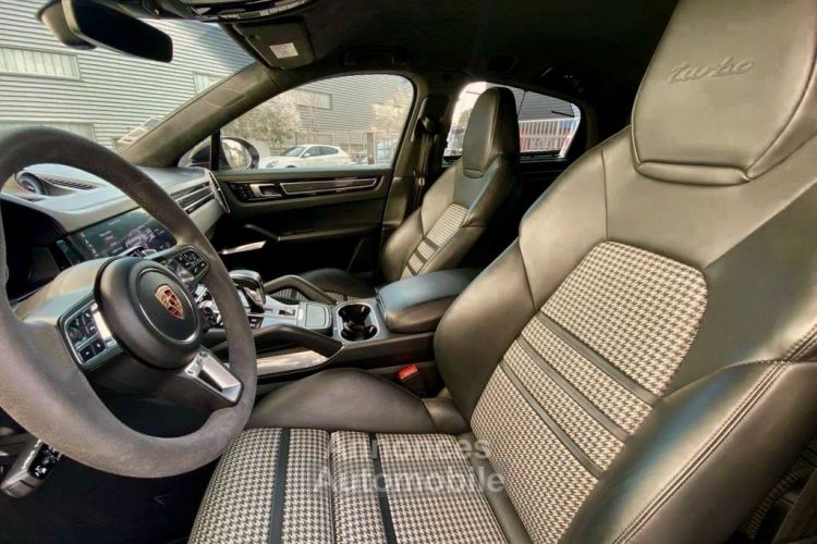 Porsche Cayenne Coupé Turbo - Français - <small></small> 99.990 € <small>TTC</small> - #4