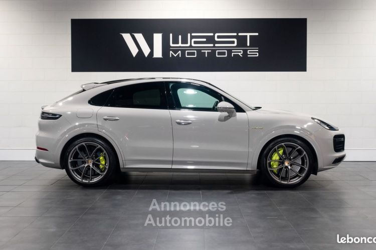 Porsche Cayenne Coupé Turbo S Hybrid 680 – Français Pack Allégé Roues Ar Direct Carbone Bose 1278EMOIS - <small></small> 109.900 € <small>TTC</small> - #3