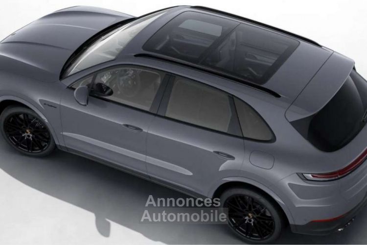 Porsche Cayenne E-Hybrid | ARTIC NEW MODEL PASM LP: €147k - <small></small> 127.995 € <small>TTC</small> - #4