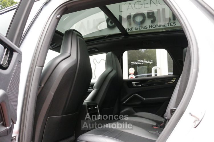 Porsche Cayenne E-Hybrid 3.0 V6 462 Tiptronic 8 (Bose, TO, PASM, PDLS+) - <small></small> 64.990 € <small>TTC</small> - #16