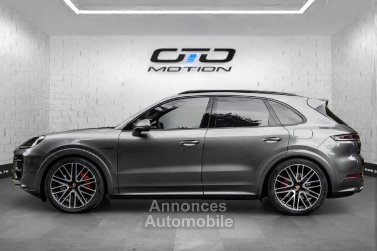 Porsche Cayenne E-Hybrid 3.0 V6 519 - <small></small> 152.990 € <small></small> - #3