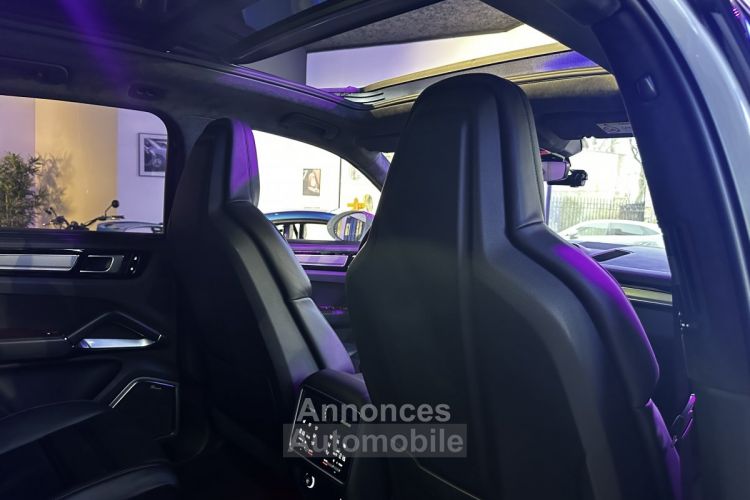 Porsche Cayenne E-Hybrid 4.0 V8 680 ch Turbo S / 1er main française / Approved / Suréquipée 36 714€ d'options - <small></small> 144.980 € <small>TTC</small> - #12