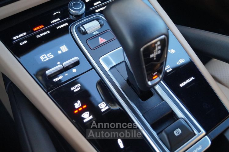 Porsche Cayenne E-Hybrid ACC 360° CAM. NAVI COCKPIT - <small></small> 59.850 € <small>TTC</small> - #24