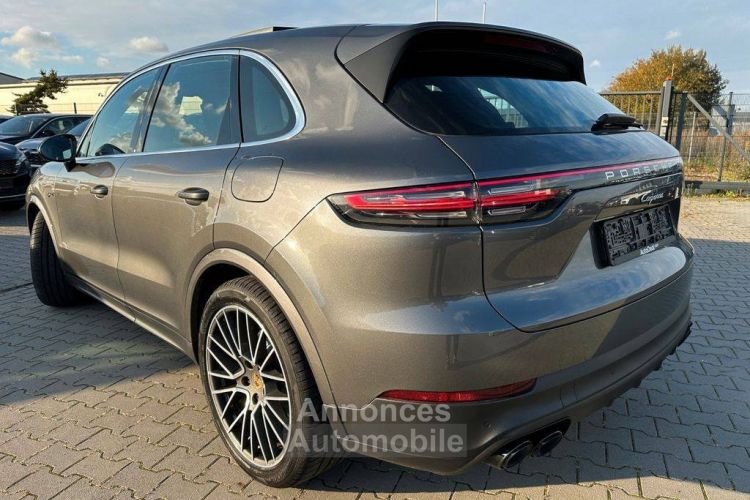 Porsche Cayenne E Hybrid BOSE/PANO/SPORT CHRONO - <small></small> 65.900 € <small>TTC</small> - #2