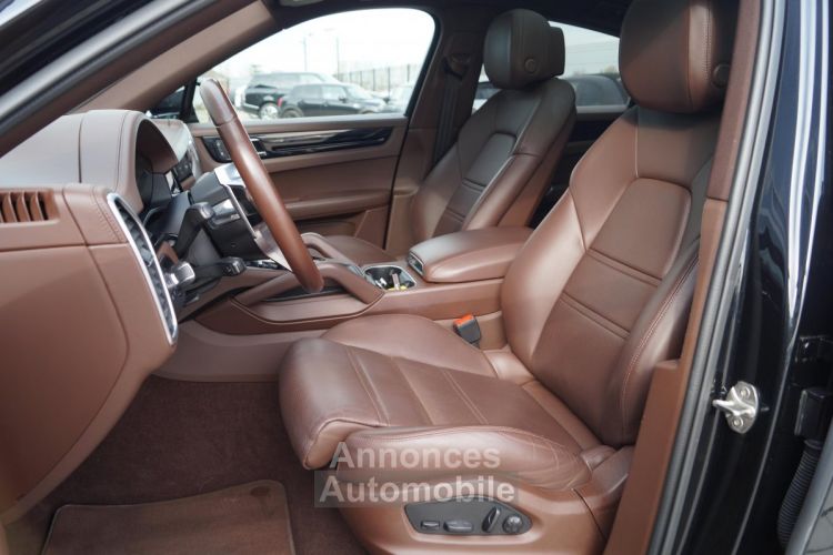 Porsche Cayenne E-Hybrid Coupé PANO BOSE ACC - <small></small> 79.850 € <small>TTC</small> - #15