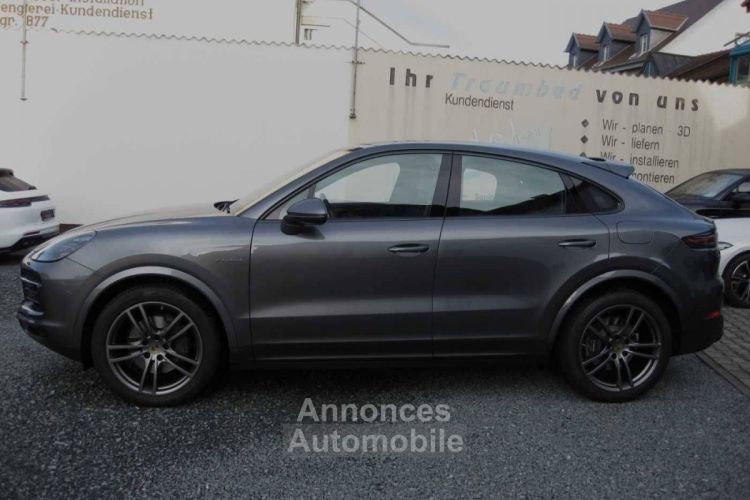 Porsche Cayenne E-Hybrid Coupé SPORTSIEGE/CHRONO/PANO/J'21 - <small></small> 72.999 € <small>TTC</small> - #3