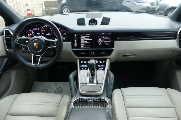 Porsche Cayenne E-Hybrid/PANO/KAM/LED/22'' - <small></small> 71.800 € <small>TTC</small> - #15