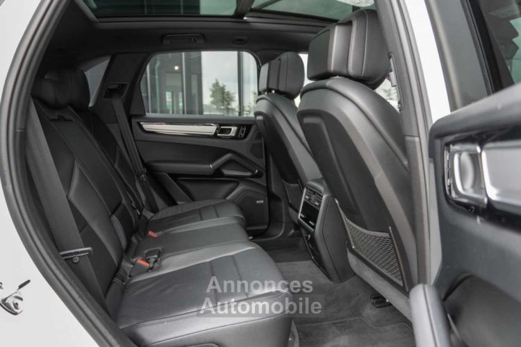 Porsche Cayenne Hybr HUD Bose Softclose 21' Pano PDLS Towbar - <small></small> 64.900 € <small>TTC</small> - #10