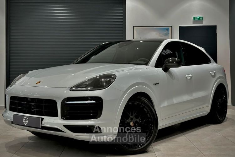 Porsche Cayenne II COUPE E-HYBRID 3.0 V6 462 Ch PACK SPORTDESIGN JA22 RS SPYDER ECHAP SPORT BLACK EDITION AMBIANCE LED MY22 32000 KMS - <small></small> 99.990 € <small>TTC</small> - #1