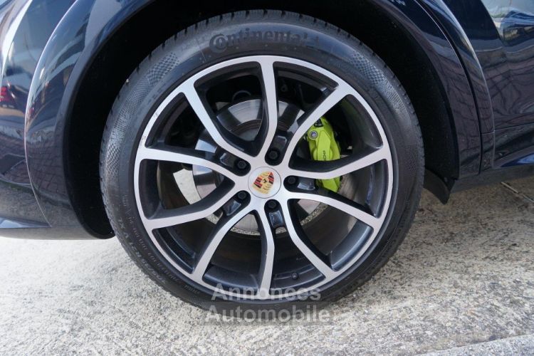 Porsche Cayenne III COUPE E-HYBRID 3.0 V6 462 CH - Français - Sport Design - Soft CLose - Système échappement Sport - PDLS + - Caméra 360° - Volant Chauffant - <small></small> 74.890 € <small>TTC</small> - #42