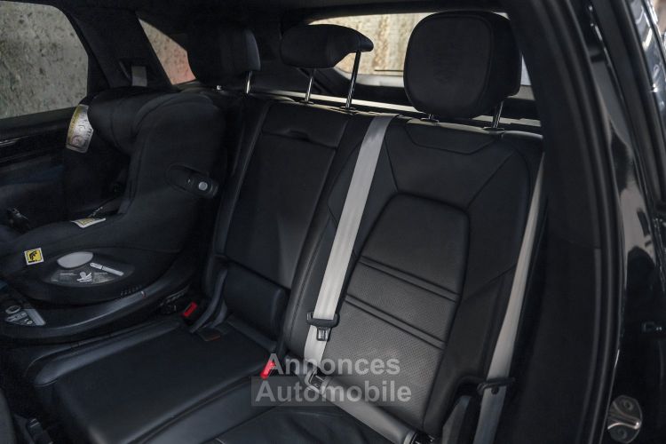 Porsche Cayenne (III) E-Hybrid V6 3.0 462 - <small>A partir de </small>860 EUR <small>/ mois</small> - #39