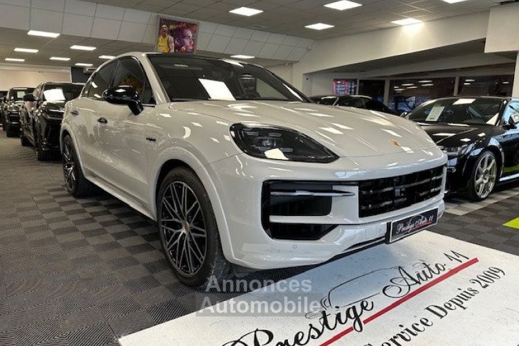Porsche Cayenne NEW Coupé E-Hybrid 5 places 2023 Pack Sport Design craie - <small></small> 169.900 € <small>TTC</small> - #2