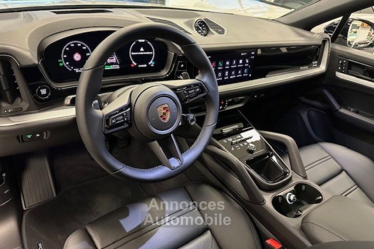 Porsche Cayenne NEW Coupé E-Hybrid 5 places 2023 Pack Sport Design craie - <small></small> 169.900 € <small>TTC</small> - #17