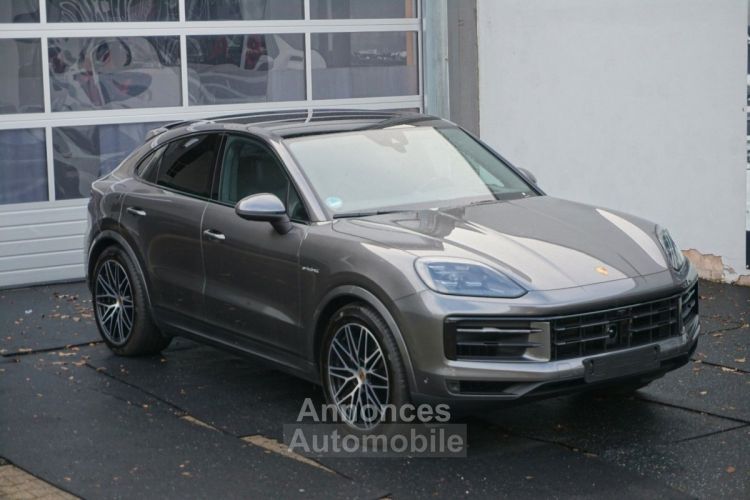 Porsche Cayenne Coupe E-Hybrid*New Mod. 202 - <small></small> 110.000 € <small>TTC</small> - #1