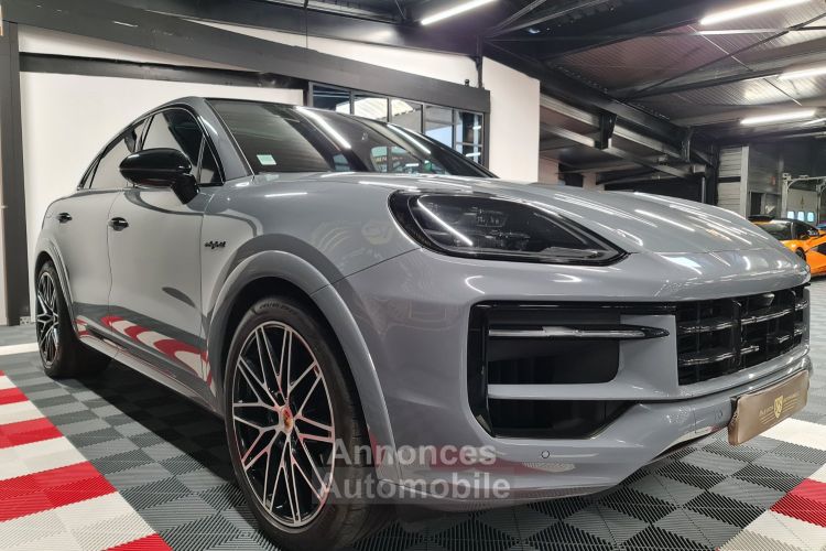 Porsche Cayenne PORSCHE CAYENNE E-HYBRID COUPE 3.0L 470 CV – 63 000 EUROS D’OPTIONS – PREMIERE MAIN - <small></small> 160.000 € <small>TTC</small> - #25