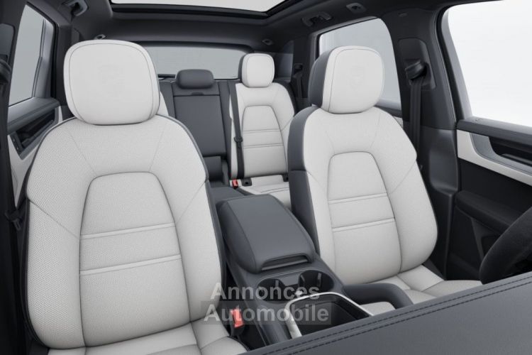 Porsche Cayenne Porsche Cayenne E-Hybrid Nouveau Modele * interieur Gris galet *  - <small></small> 112.000 € <small>TTC</small> - #5