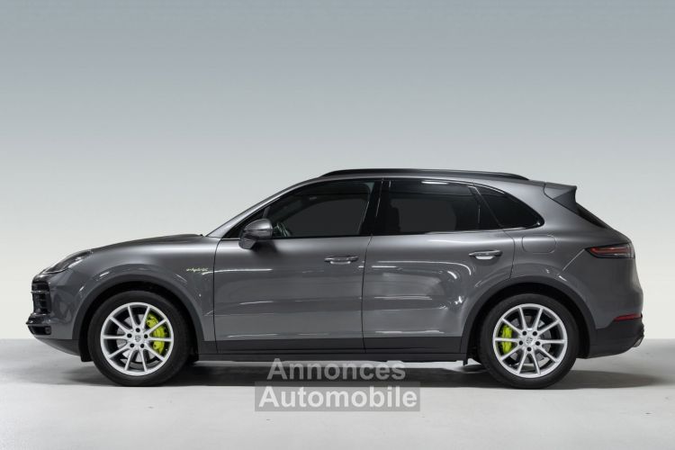 Porsche Cayenne Porsche Cayenne E-Hybride 462Ch Attelage Alarme PASM Caméra 360 / 11 - <small></small> 78.300 € <small>TTC</small> - #29