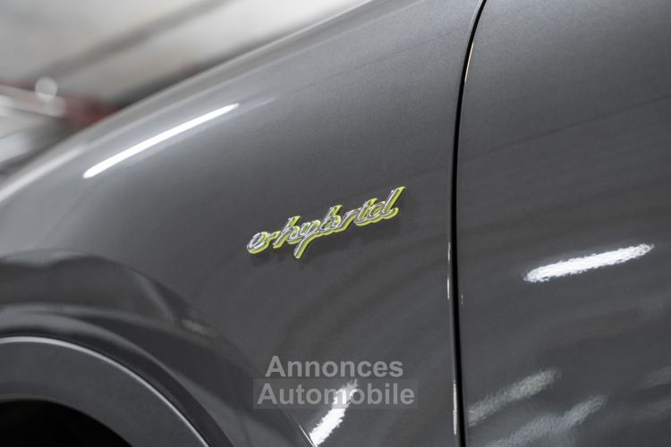 Porsche Cayenne E-Hybride 462Ch Attelage Alarme PASM Caméra 360 / 11 - <small></small> 73.400 € <small>TTC</small> - #37