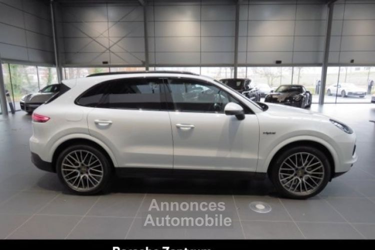 Porsche Cayenne Porsche Cayenne E-Hybride 462Ch Platinum Edition Attelage Caméra 360 Alarme Pano / 15 - <small></small> 81.400 € <small></small> - #15