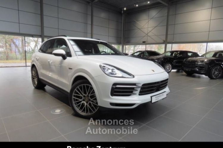 Porsche Cayenne Porsche Cayenne E-Hybride 462Ch Platinum Edition Attelage Caméra 360 Alarme Pano / 15 - <small></small> 81.400 € <small></small> - #13