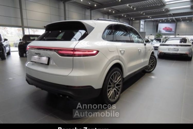 Porsche Cayenne Porsche Cayenne E-Hybride 462Ch Platinum Edition Attelage Caméra 360 Alarme Pano / 15 - <small></small> 81.400 € <small></small> - #12