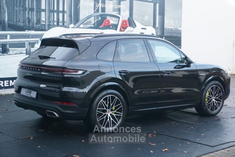 Porsche Cayenne Porsche Cayenne E-Hybrid*ecran x2*Panorama*21RS - <small></small> 110.000 € <small>TTC</small> - #2