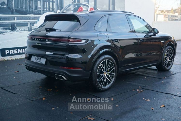 Porsche Cayenne Porsche Cayenne E-Hybrid*ecran x2*Panorama*21RS - <small></small> 110.000 € <small>TTC</small> - #3