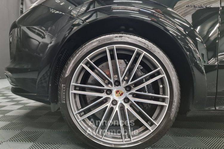 Porsche Cayenne PORSCHE CAYENNE TURBO S E-HYBRID COUPE 4.0 L 680 CV – 40 000 € D’OPTIONS – PACK CARBONE - <small></small> 189.990 € <small>TTC</small> - #30