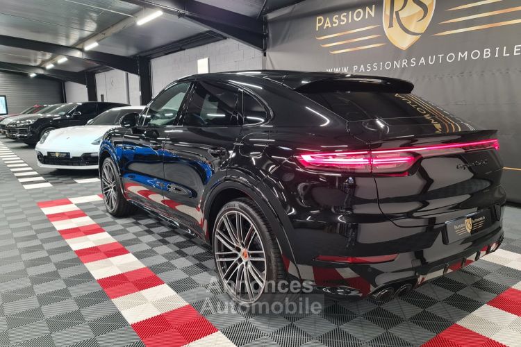 Porsche Cayenne PORSCHE CAYENNE TURBO S E-HYBRID COUPE 4.0 L 680 CV – 40 000 € D’OPTIONS – PACK CARBONE - <small></small> 169.990 € <small>TTC</small> - #49