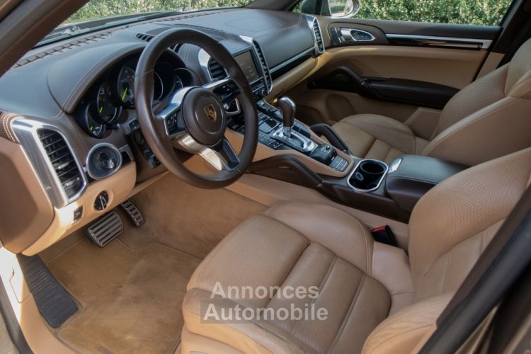 Porsche Cayenne S E-Hybride 3.0i V6 Tiptronic 4X4 - TREKHAAK - ZETELVENTILATIE - CAMERA - LUCHTVERING - EURO 6b - <small></small> 36.999 € <small>TTC</small> - #12