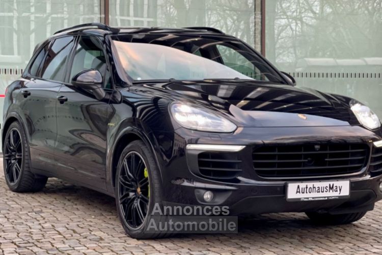 Porsche Cayenne S E-HYBRIDE PLATINUM EDITION TOIT OUVRANT 21 CAMERA 360° SIEGES VENTILES PREMIERE MAIN GARANTIE 12 MOIS - <small></small> 56.950 € <small>TTC</small> - #1