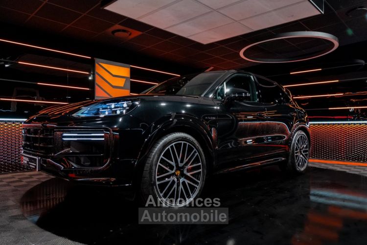 Porsche Cayenne TURBO E-HYBRID 4.0 V8 740CH - <small></small> 244.900 € <small></small> - #1