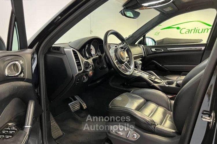 Porsche Cayenne Turbo S 4.8l V8 570ch Français 20 000 euros d'options A partir de 950e par mois - <small></small> 59.900 € <small>TTC</small> - #4