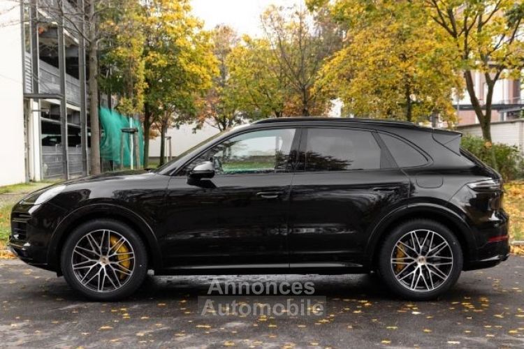 Porsche Cayenne TURBO S E-Hybride 680ch BURMESTER TÊTE HAUTE 22 Première main Porsche approved TVA récupérable - <small></small> 186.900 € <small></small> - #2