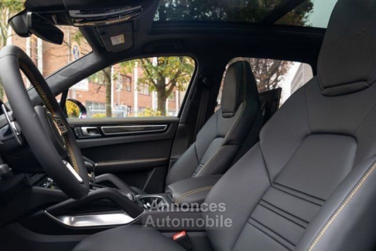 Porsche Cayenne TURBO S E-Hybride 680ch BURMESTER TÊTE HAUTE 22 Première main Porsche approved TVA récupérable - <small></small> 186.900 € <small></small> - #5