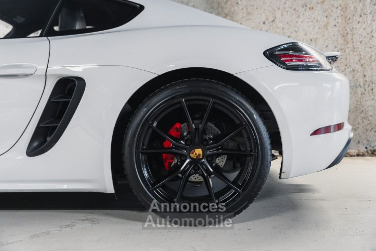 Porsche Cayman 718 2.0 300 PDK7 - <small>A partir de </small>660 EUR <small>/ mois</small> - #9