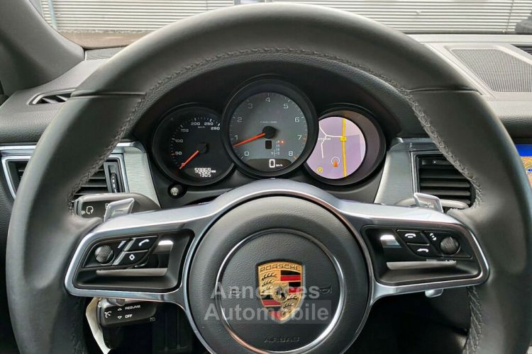Porsche Macan  Attelage / Navi / LED / 19 / Sièges sport / Garantie 12 mois - <small></small> 51.200 € <small>TTC</small> - #8