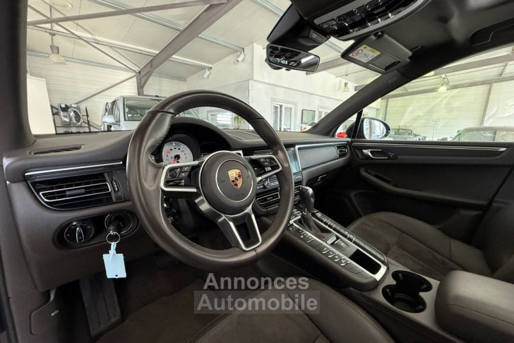 Porsche Macan 2.0 245 cv bleu - <small></small> 59.800 € <small>TTC</small> - #26