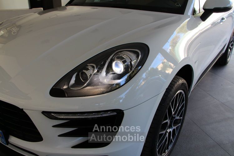 Porsche Macan 2.0 250 Ch PDK - <small>A partir de </small>590 EUR <small>/ mois</small> - #18